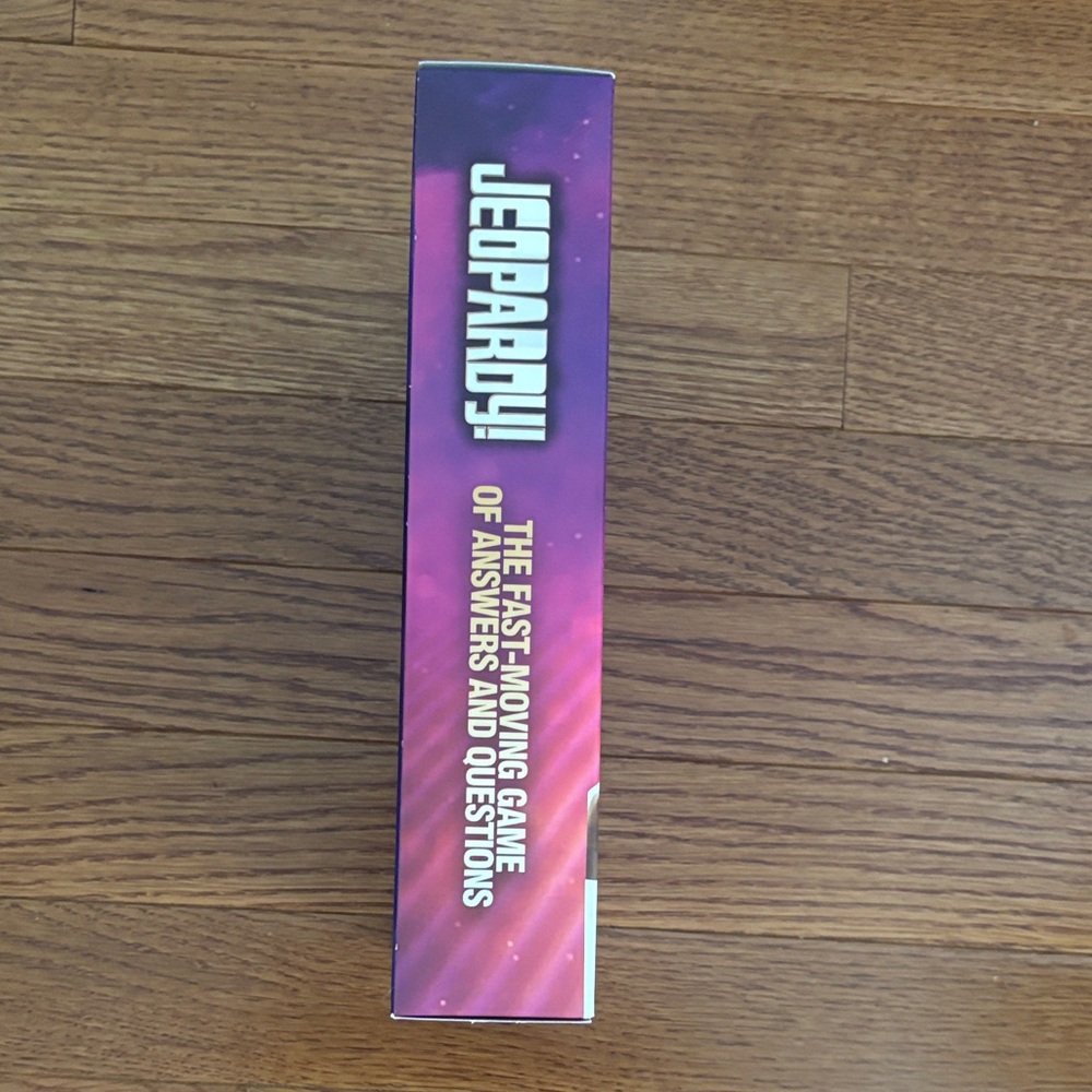 New! Jeopardy Quiz Show Game - Picture 3 of 10